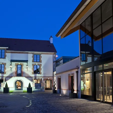 Nocleg ze śniadaniem Le Clos Des Terres Soudees - Les Collectionneurs 3*