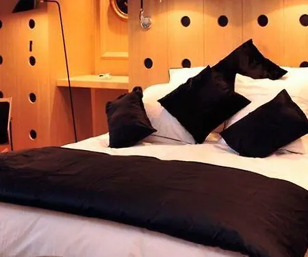 Le Clos Des Terres Soudees - Les Collectionneurs Bed & Breakfast Vrigny (Marne)