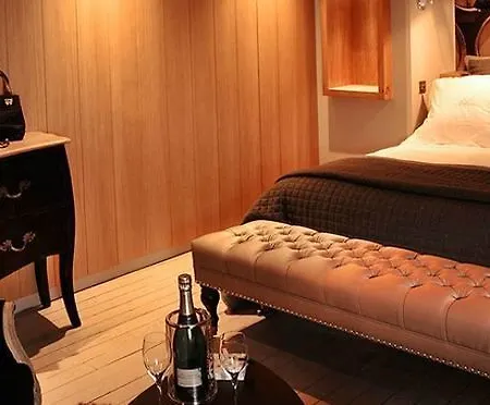Nocleg ze śniadaniem Le Clos Des Terres Soudees - Les Collectionneurs 3*